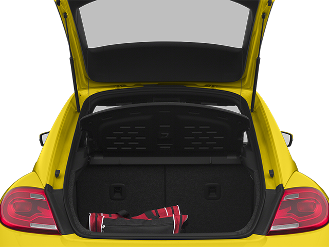 2013 Volkswagen Beetle 2.5L w/Sun
