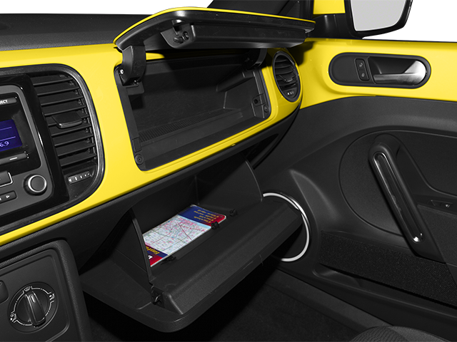 2013 Volkswagen Beetle 2.5L w/Sun