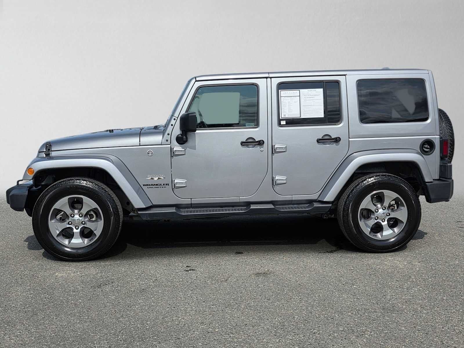 2017 Jeep Wrangler Unlimited Sahara