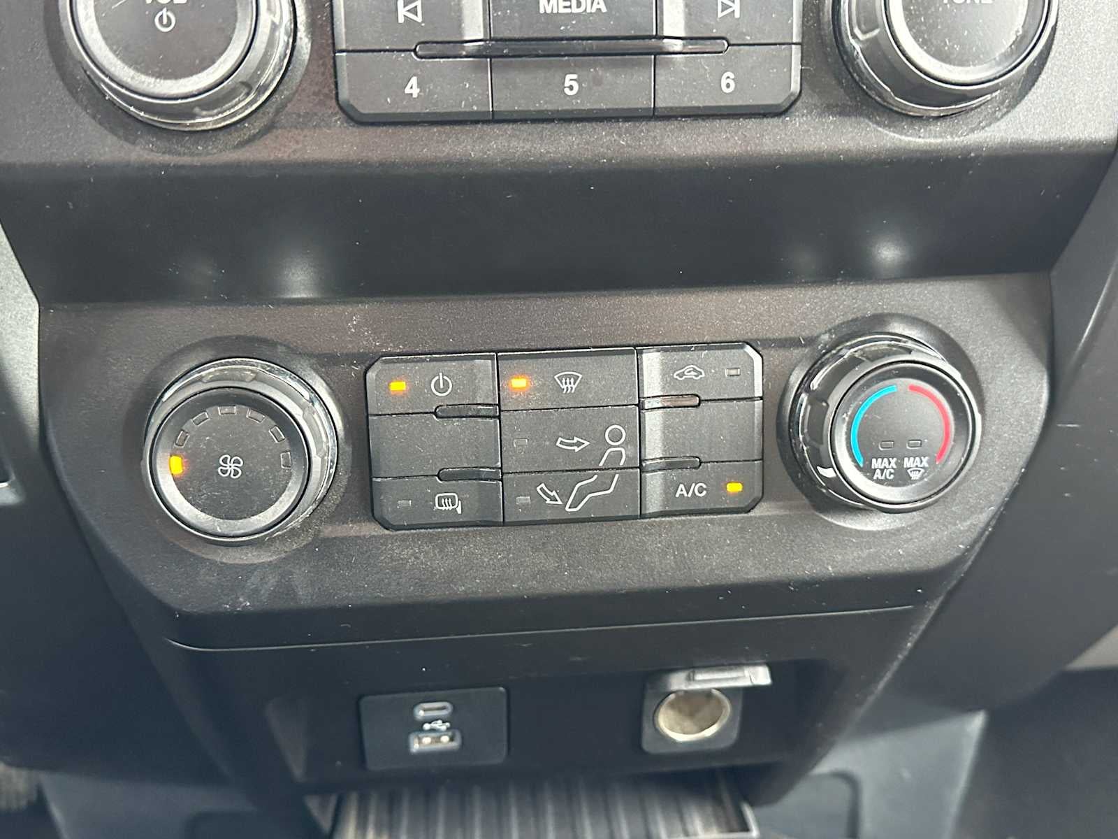 2022 Ford Super Duty F-250 SRW XLT