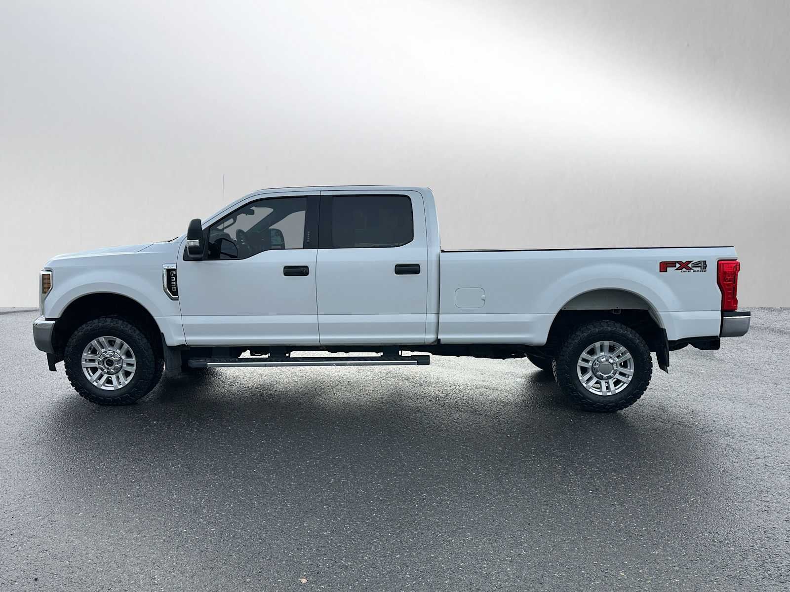 2019 Ford Super Duty F-350 SRW XLT