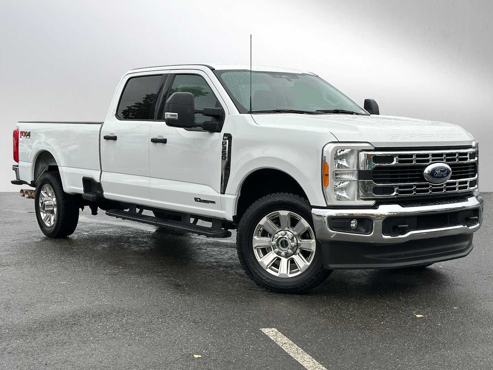 2023 Ford Super Duty F-350 SRW XLT