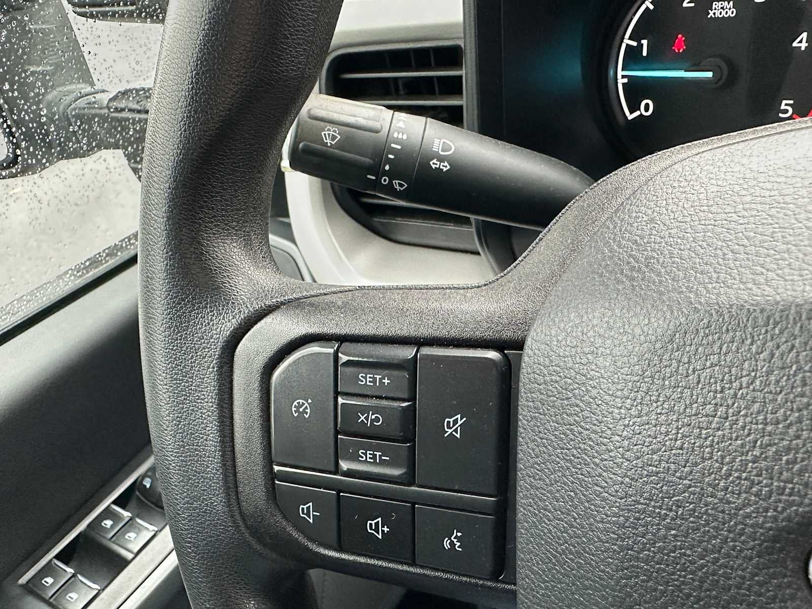 2023 Ford Super Duty F-350 SRW XLT