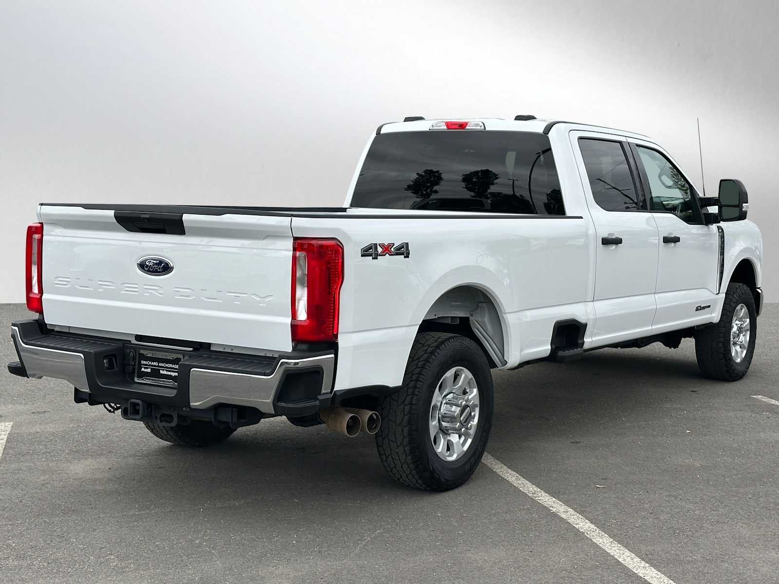 2023 Ford Super Duty F-350 SRW XLT