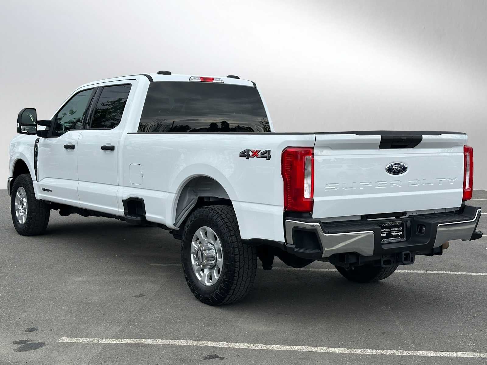 2023 Ford Super Duty F-350 SRW XLT