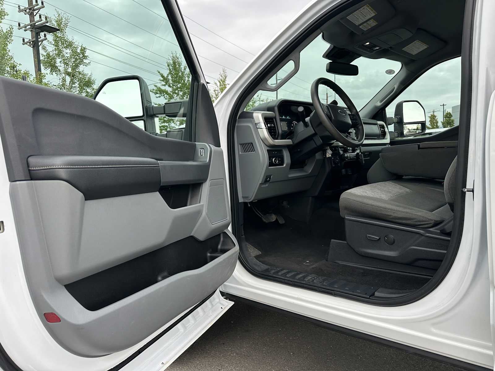 2023 Ford Super Duty F-350 SRW XLT