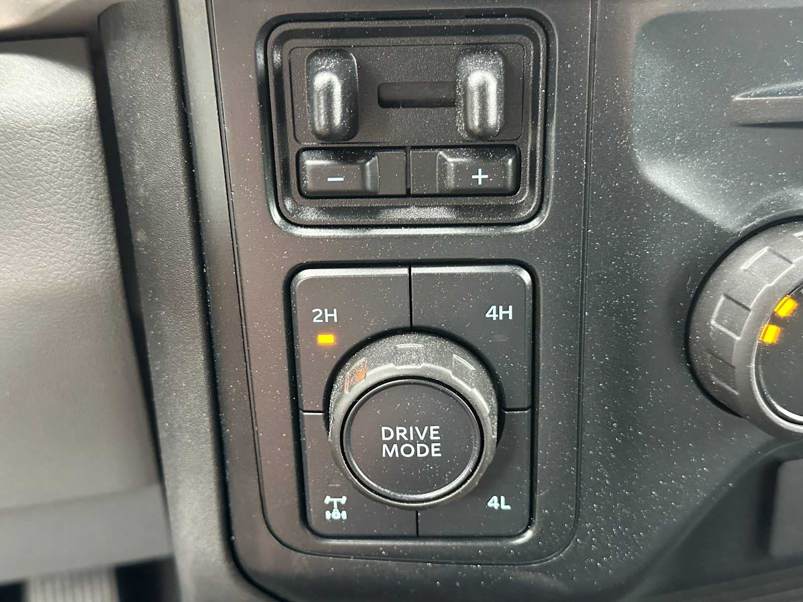 2023 Ford Super Duty F-350 SRW XLT