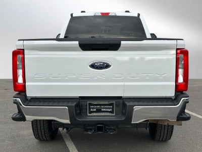 2023 Ford Super Duty F-350 SRW XLT