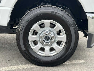 2023 Ford Super Duty F-350 SRW XLT