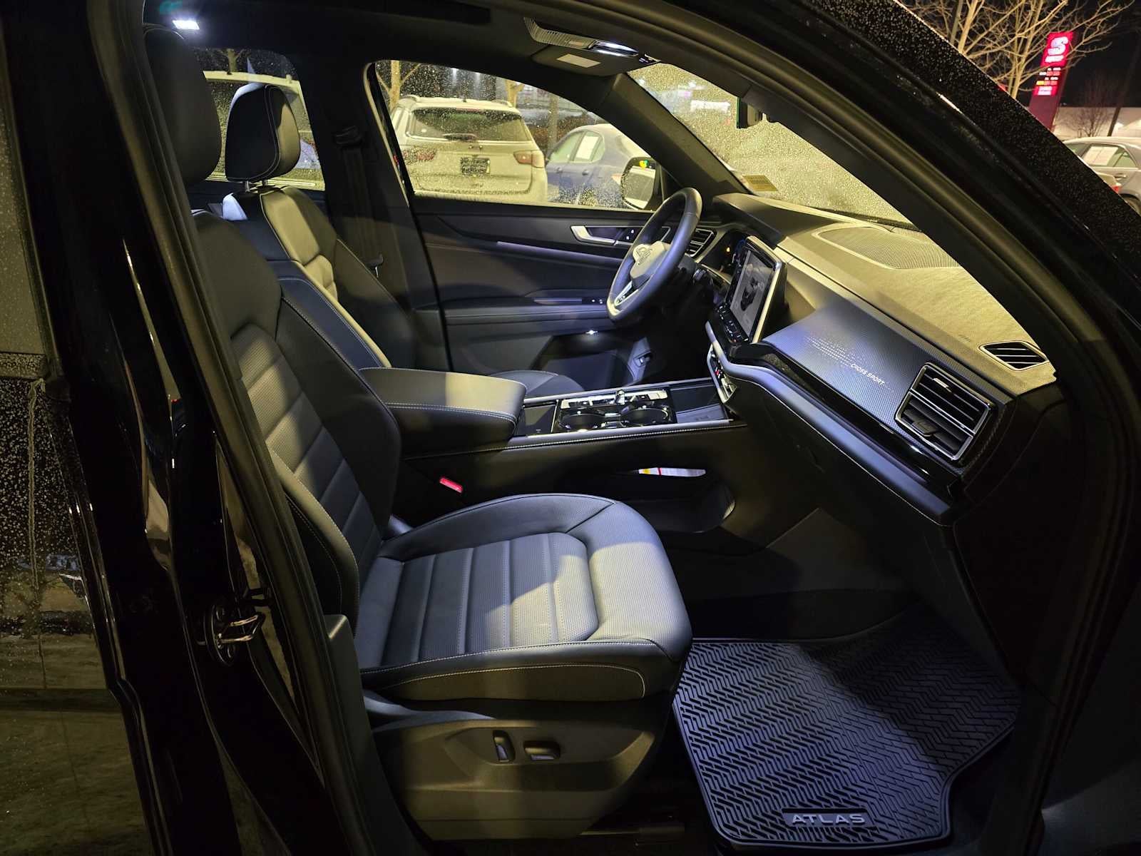 2026 Volkswagen Atlas Cross Sport 2.0T SEL R-Line Black