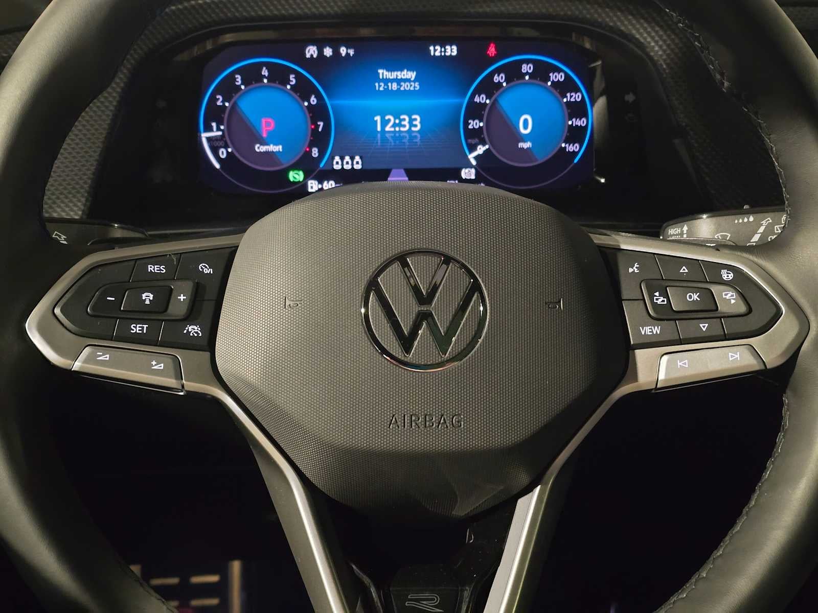 2026 Volkswagen Atlas Cross Sport 2.0T SEL R-Line Black