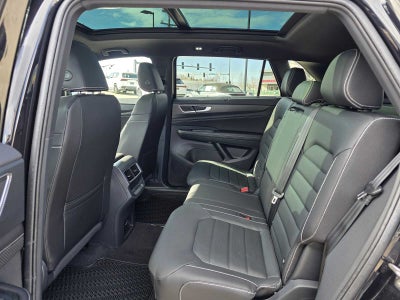 2026 Volkswagen Atlas Cross Sport 2.0T SEL R-Line Black
