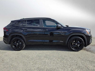 2026 Volkswagen Atlas Cross Sport 2.0T SEL R-Line Black