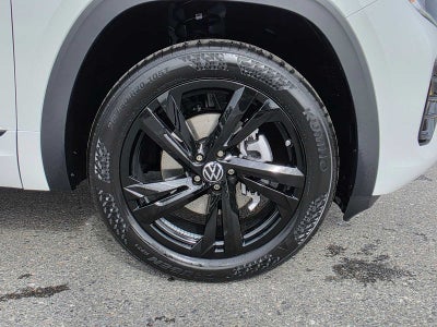 2026 Volkswagen Atlas Cross Sport 2.0T SEL R-Line Black