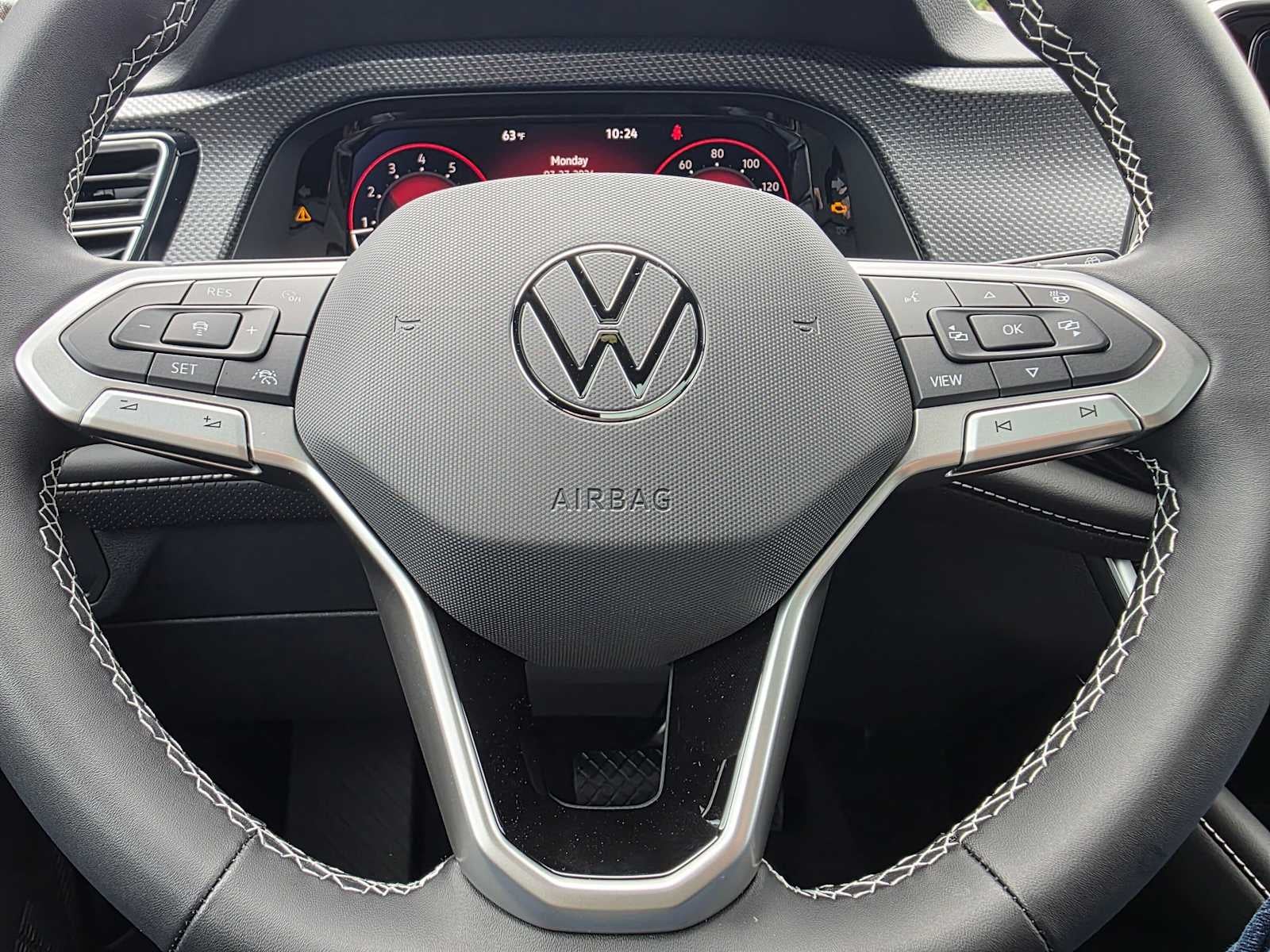 2026 Volkswagen Atlas Cross Sport 2.0T SEL