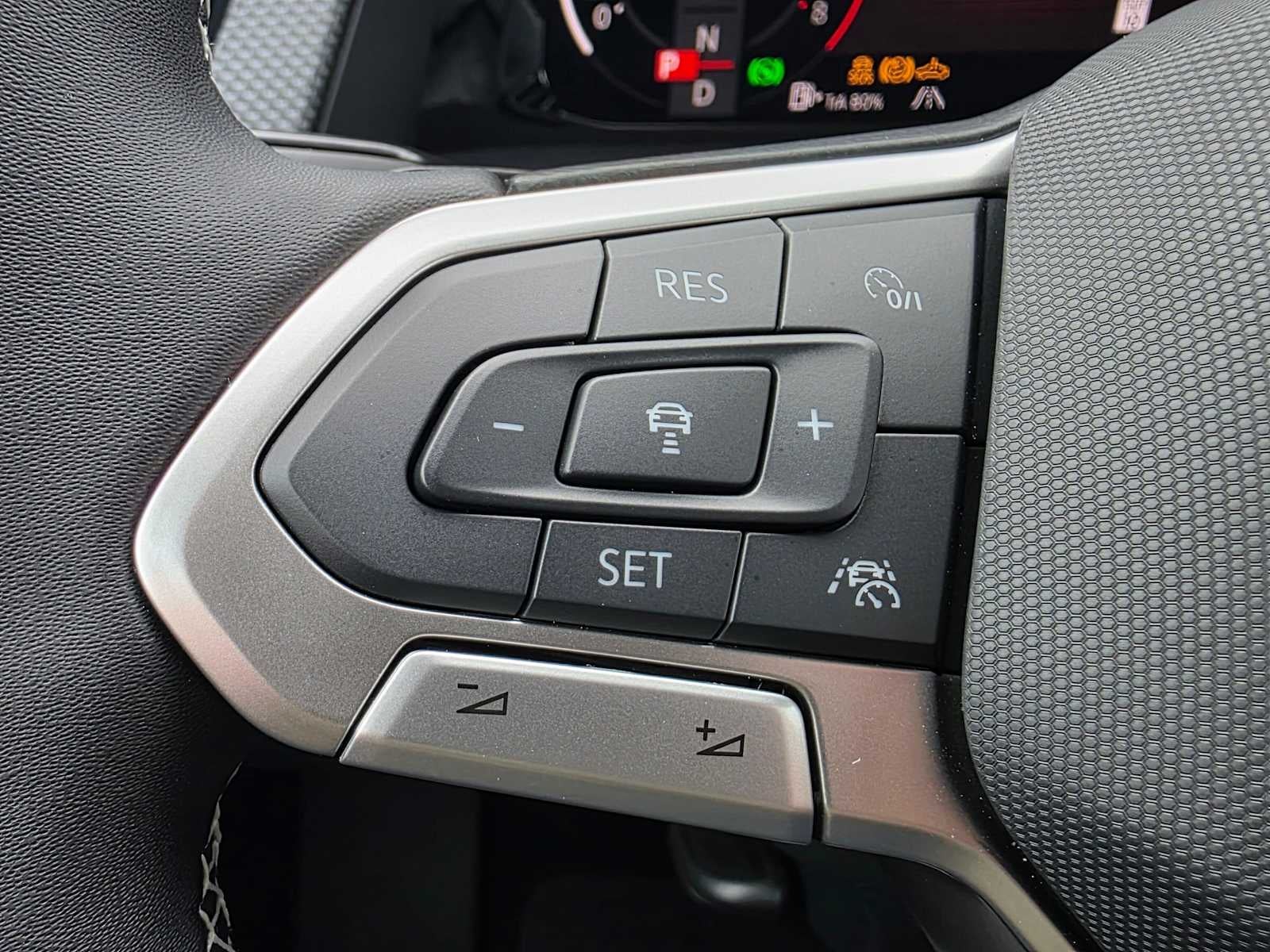 2026 Volkswagen Atlas Cross Sport 2.0T SEL