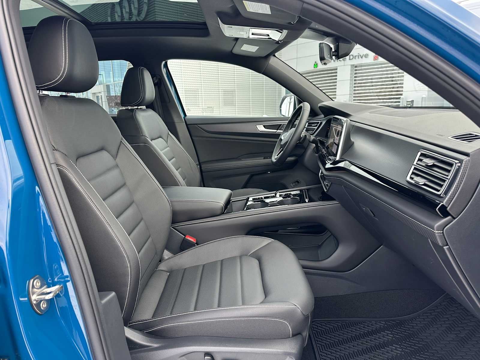 2026 Volkswagen Atlas Cross Sport 2.0T SEL