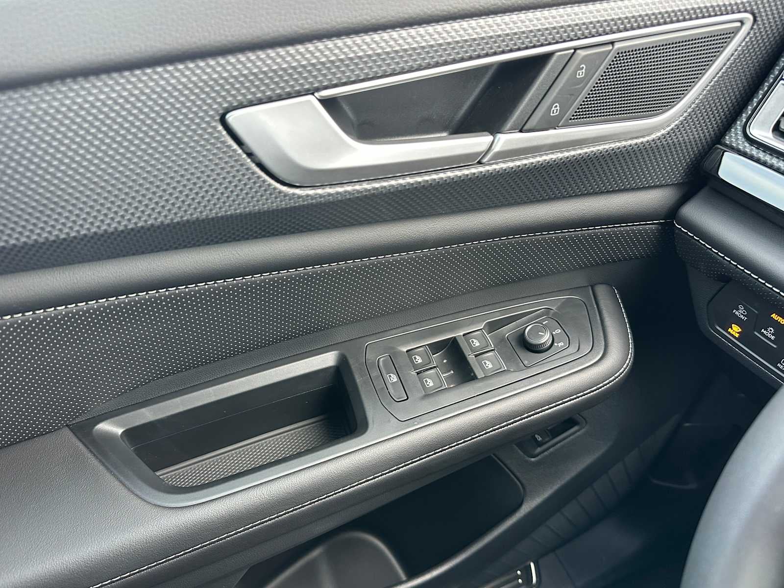 2026 Volkswagen Atlas Cross Sport 2.0T SEL