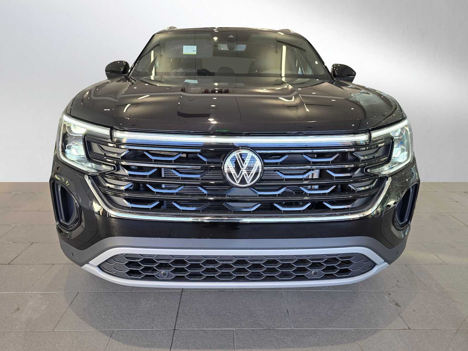 2025 Volkswagen Atlas Cross Sport 2.0T SEL