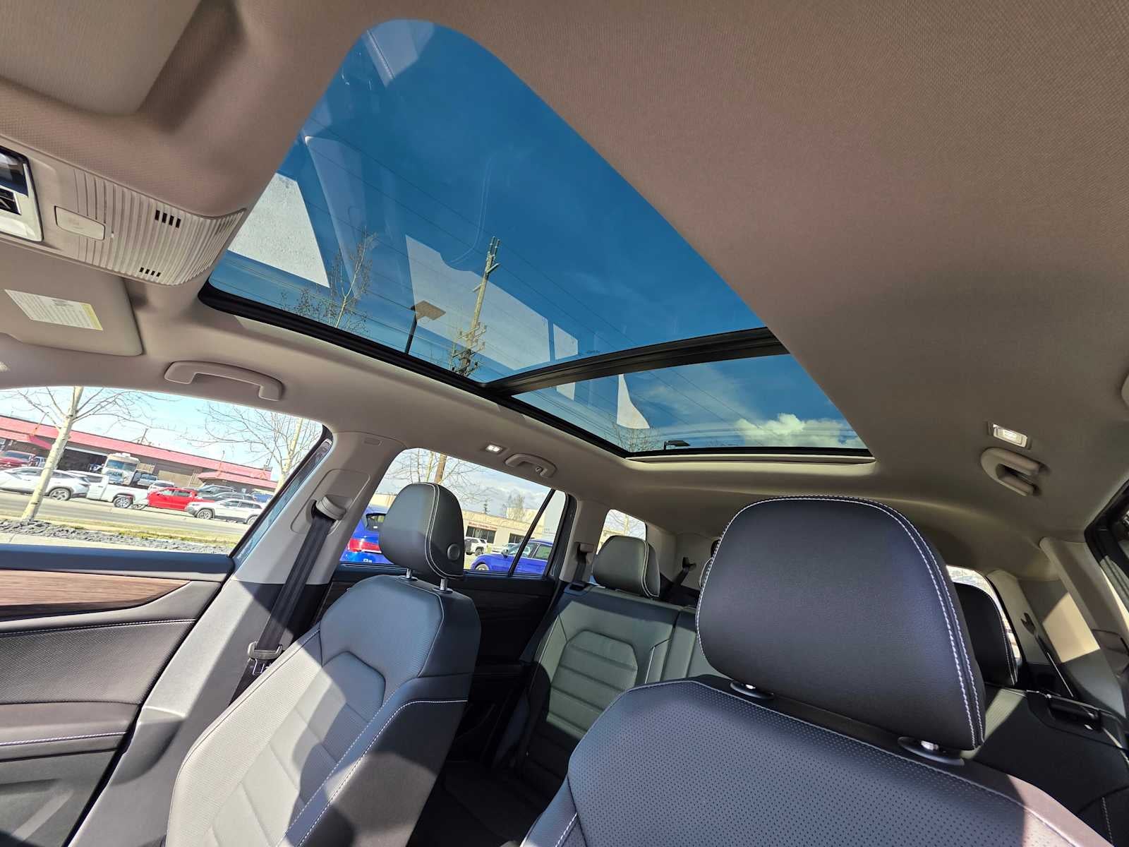 2026 Volkswagen Atlas 2.0T SEL