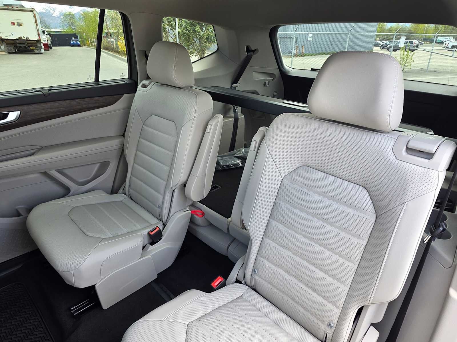2026 Volkswagen Atlas 2.0T SEL