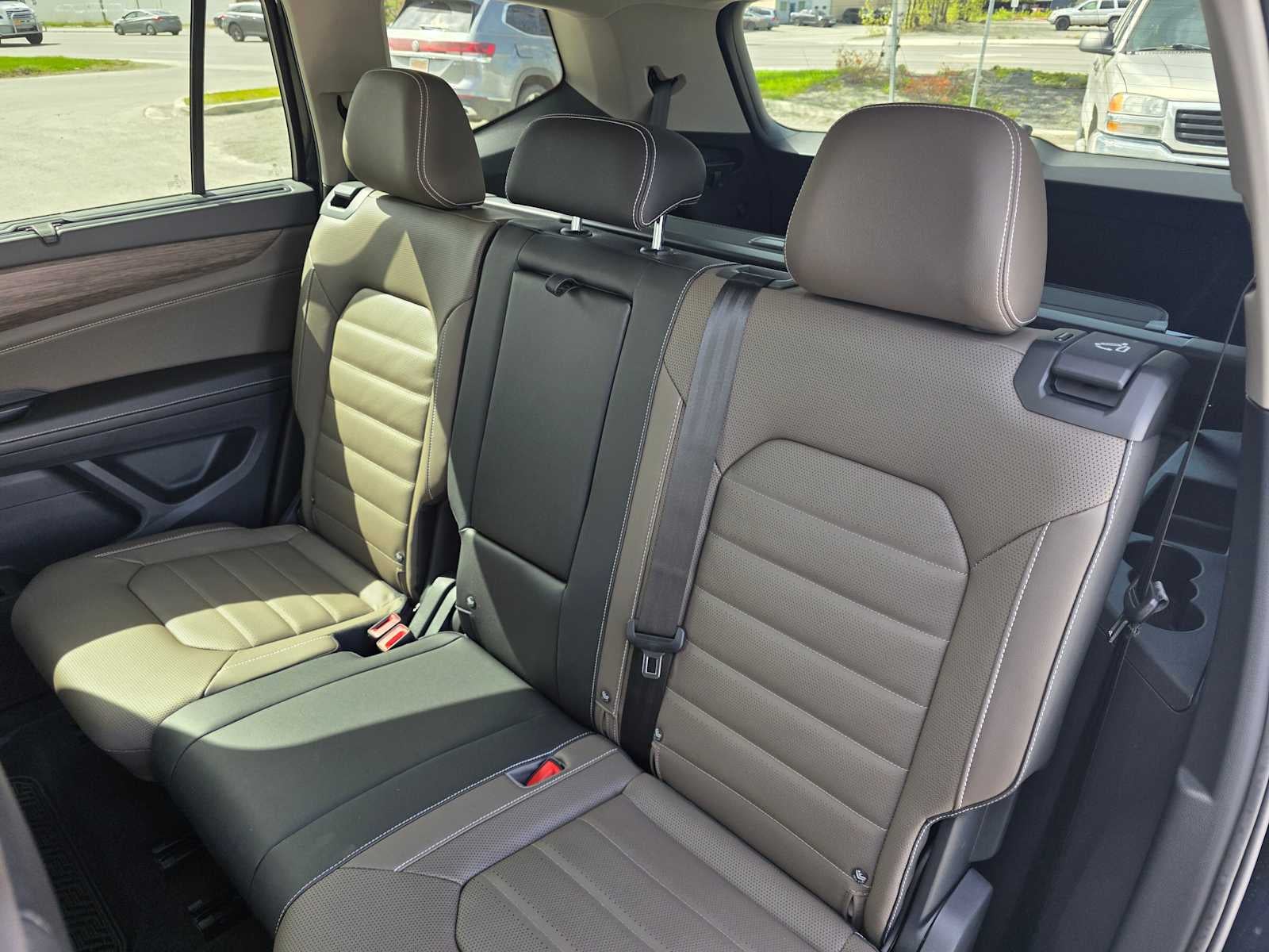 2026 Volkswagen Atlas 2.0T SEL