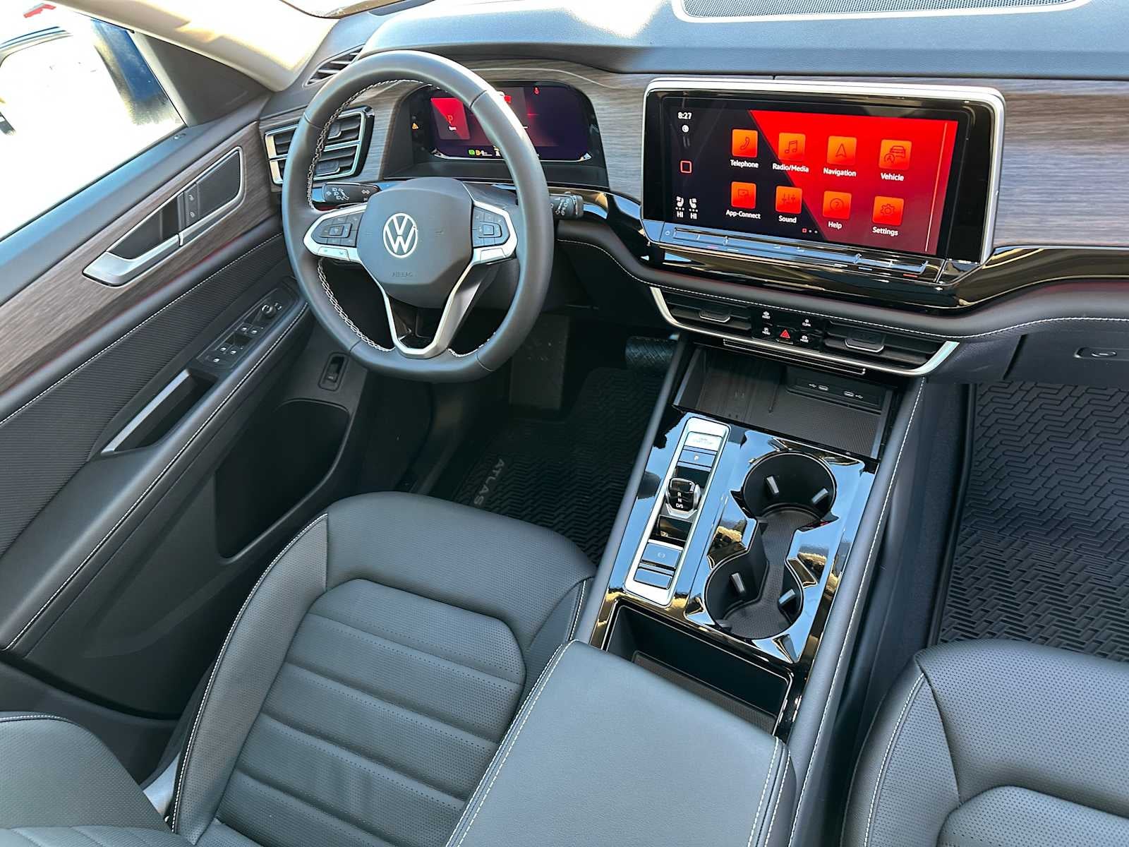 2026 Volkswagen Atlas 2.0T SEL