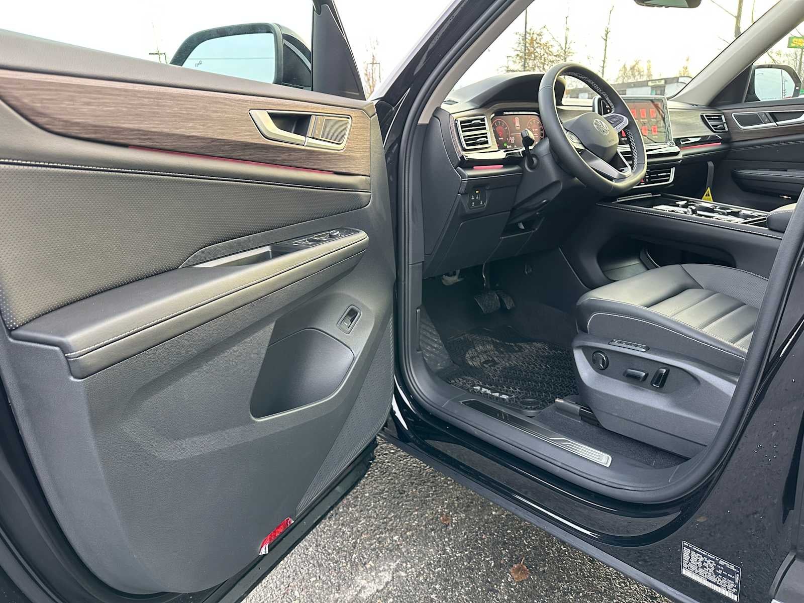 2026 Volkswagen Atlas 2.0T SEL