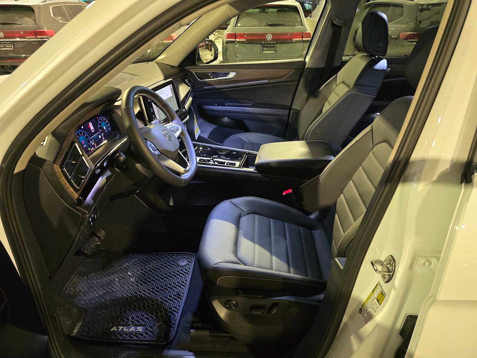 2026 Volkswagen Atlas 2.0T SEL