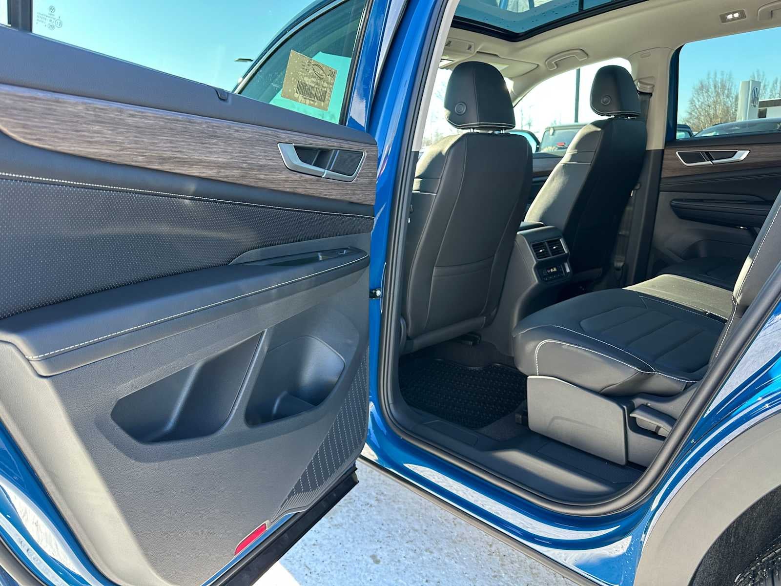 2026 Volkswagen Atlas 2.0T SEL