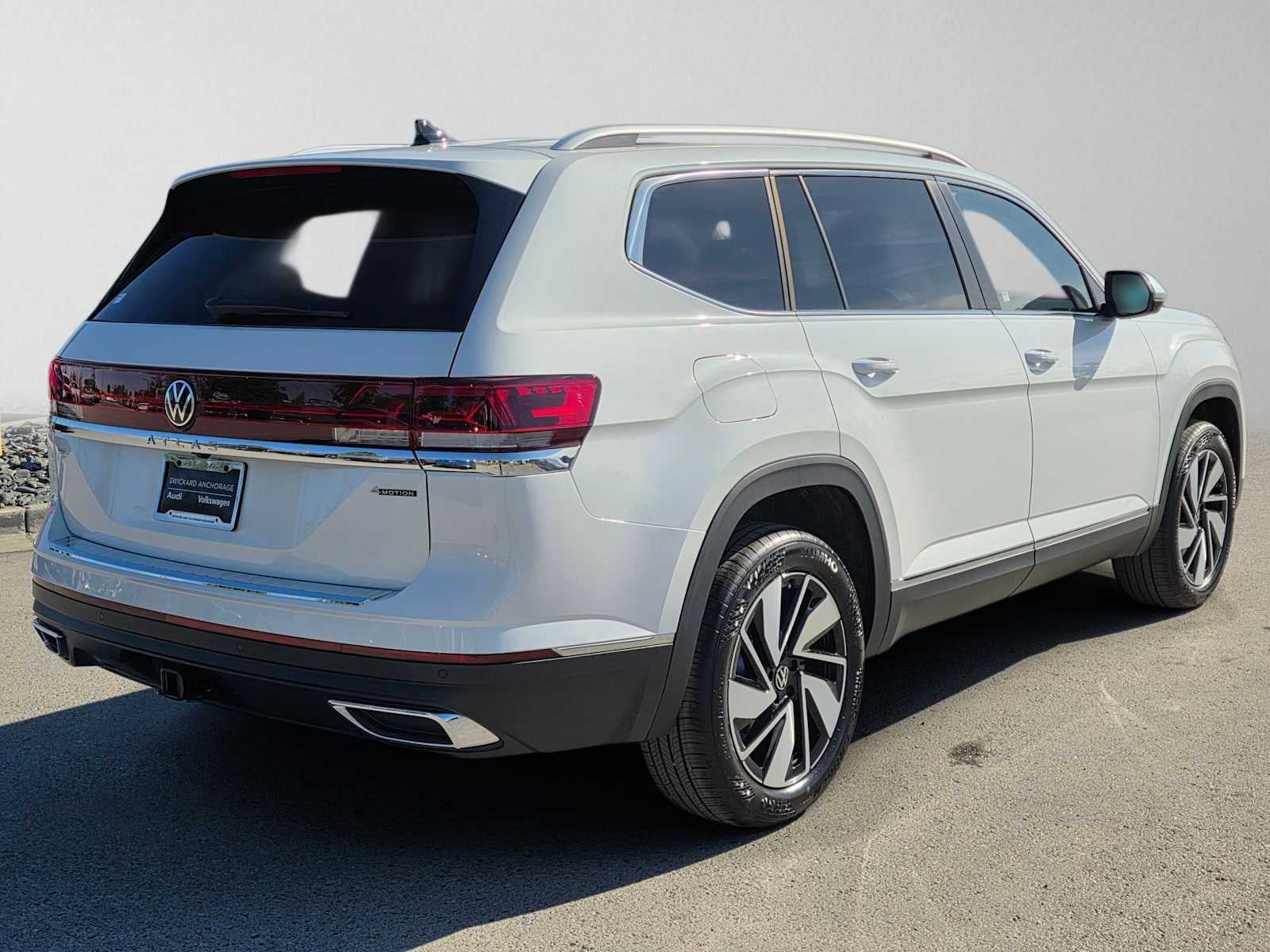 2026 Volkswagen Atlas 2.0T SEL