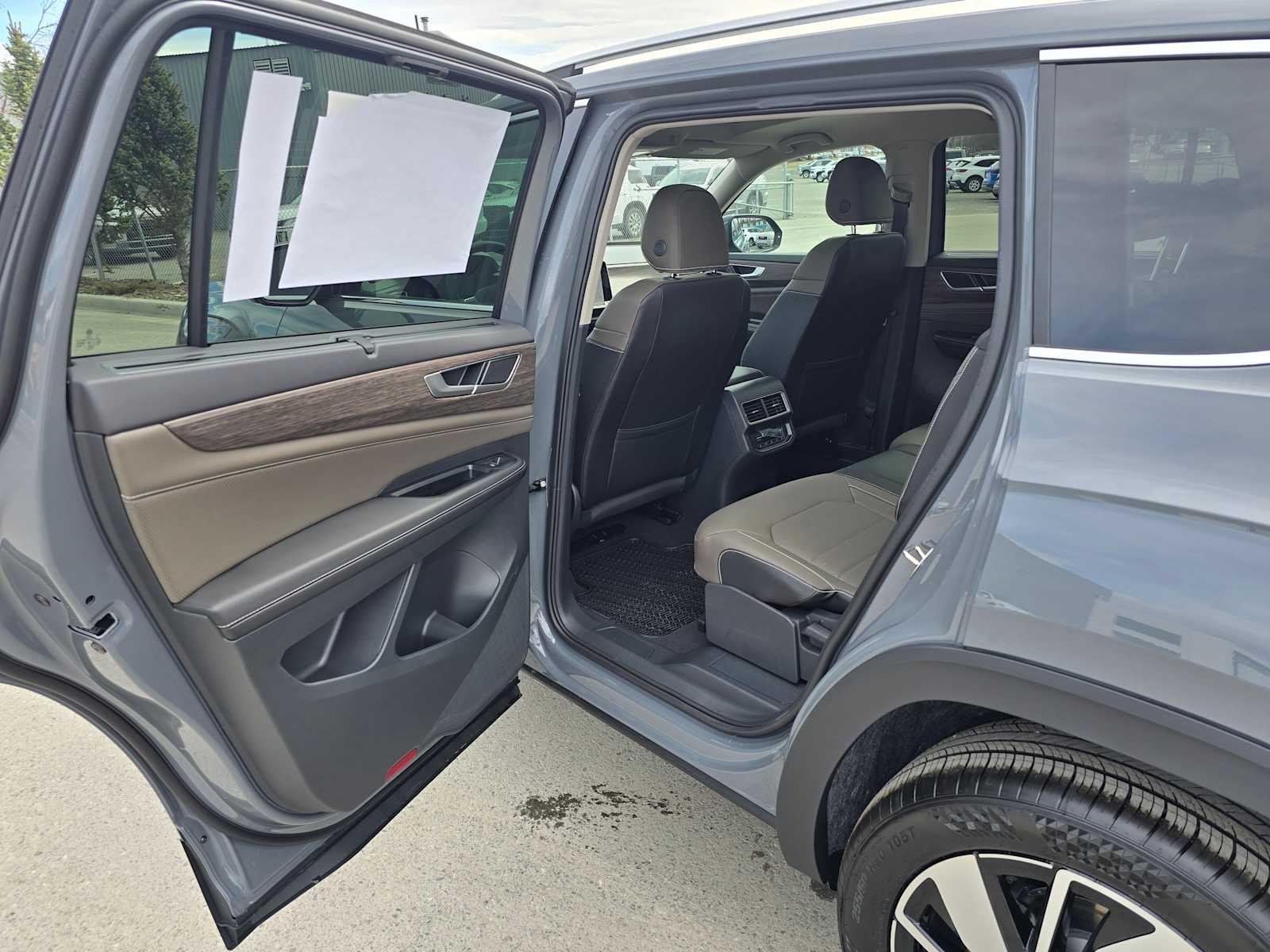 2026 Volkswagen Atlas 2.0T SEL