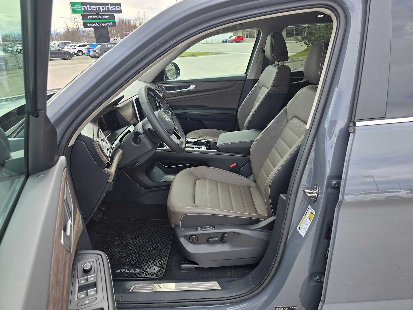 2026 Volkswagen Atlas 2.0T SEL