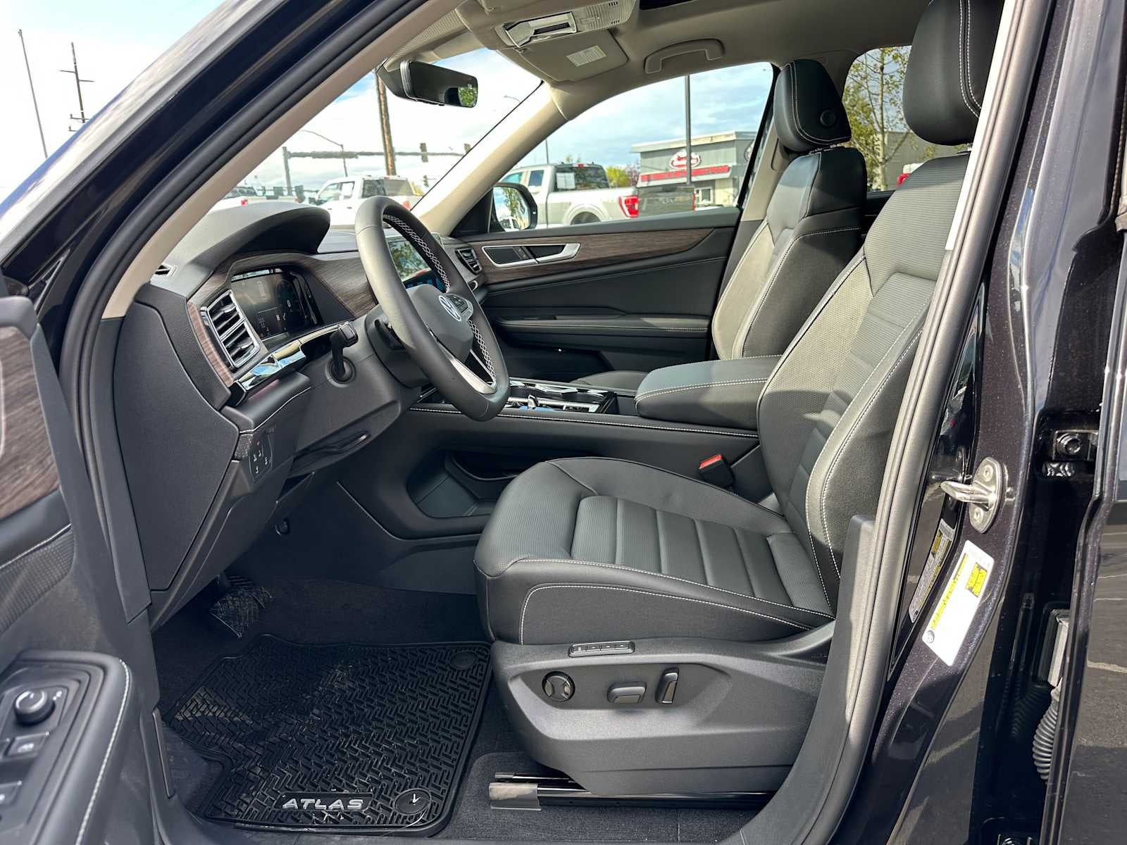 2026 Volkswagen Atlas 2.0T SEL