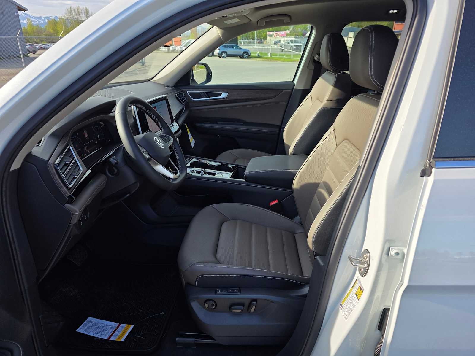 2026 Volkswagen Atlas 2.0T SEL