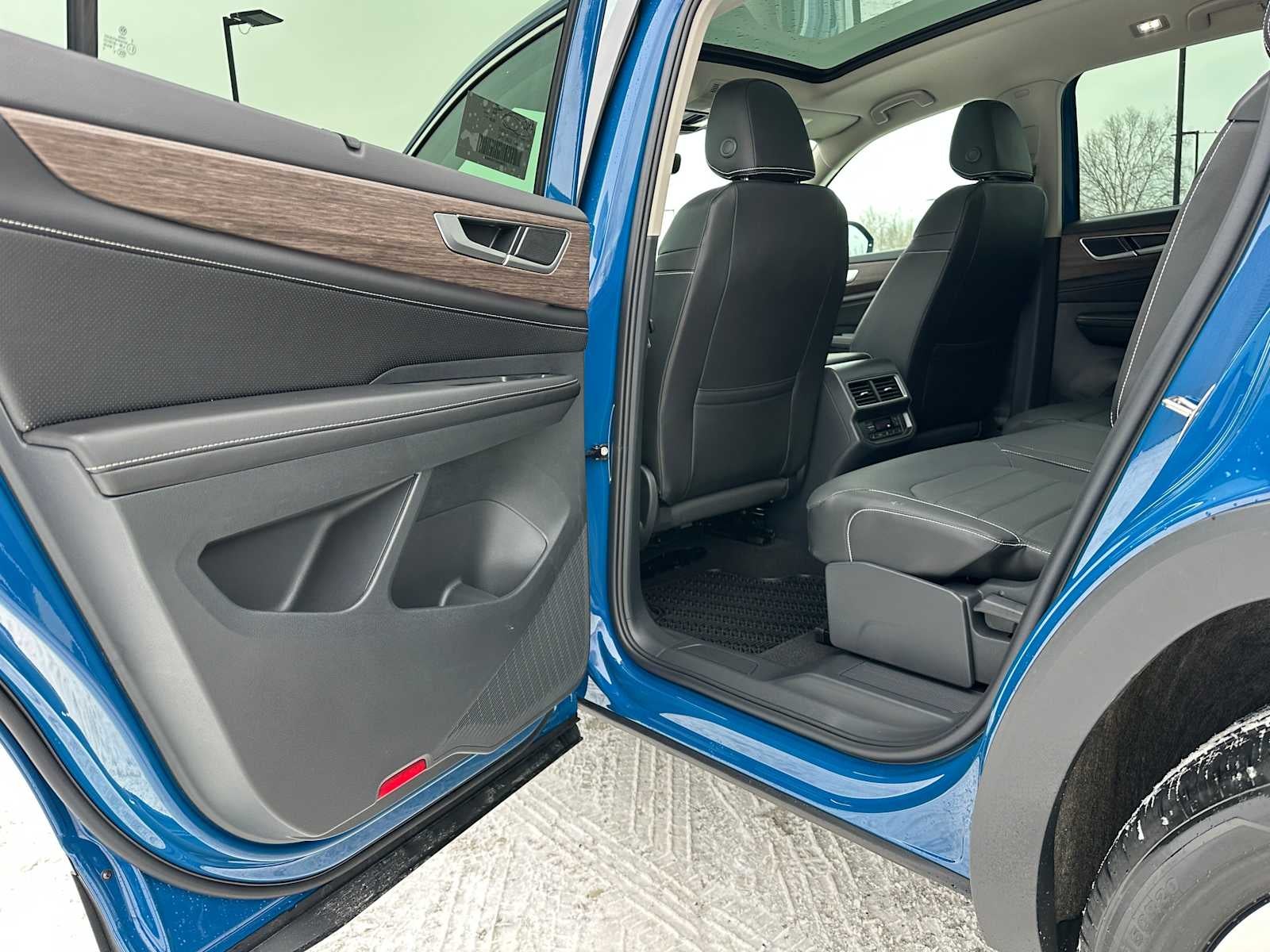 2026 Volkswagen Atlas 2.0T SEL