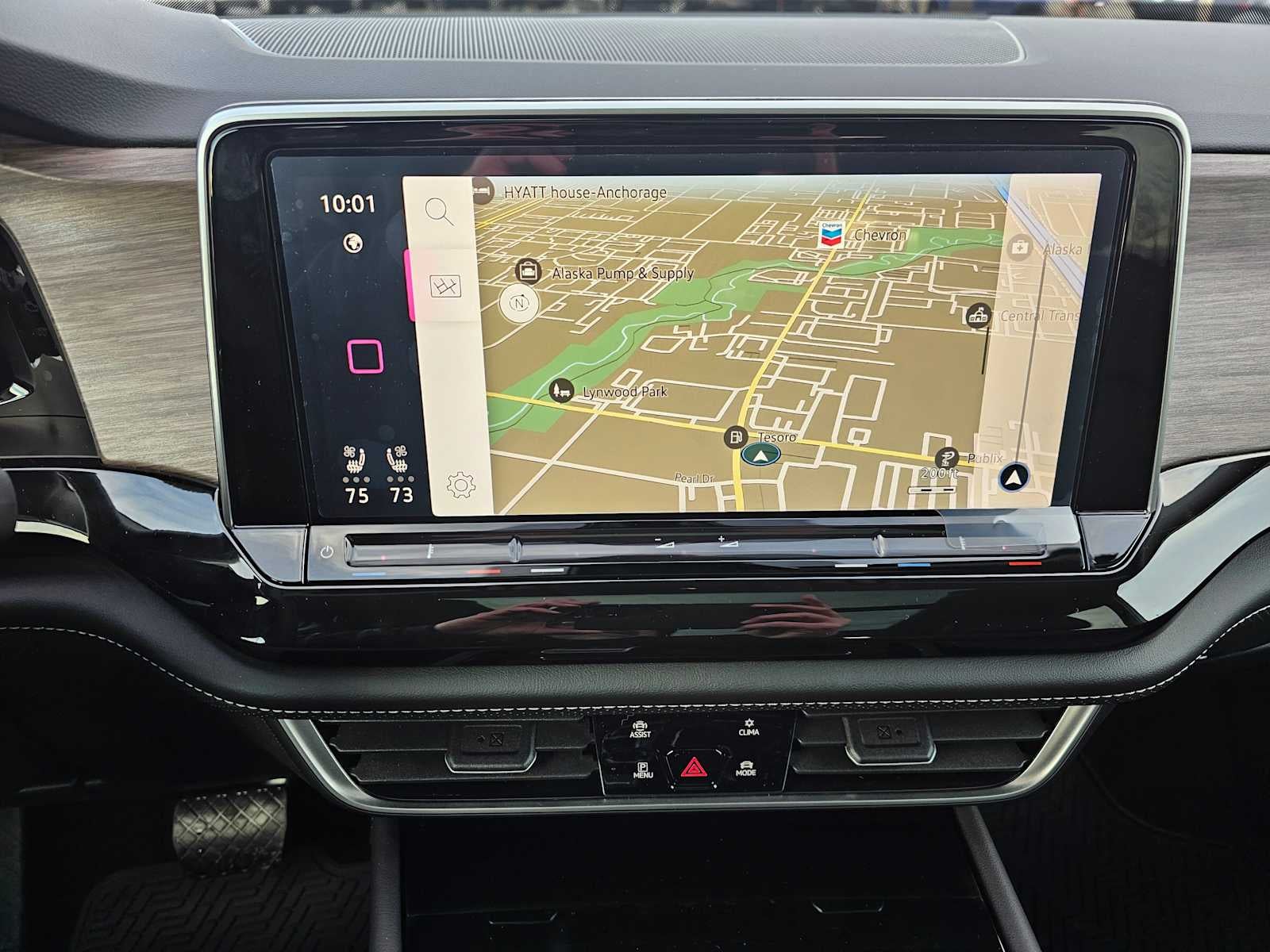 2025 Volkswagen Atlas 2.0T SEL