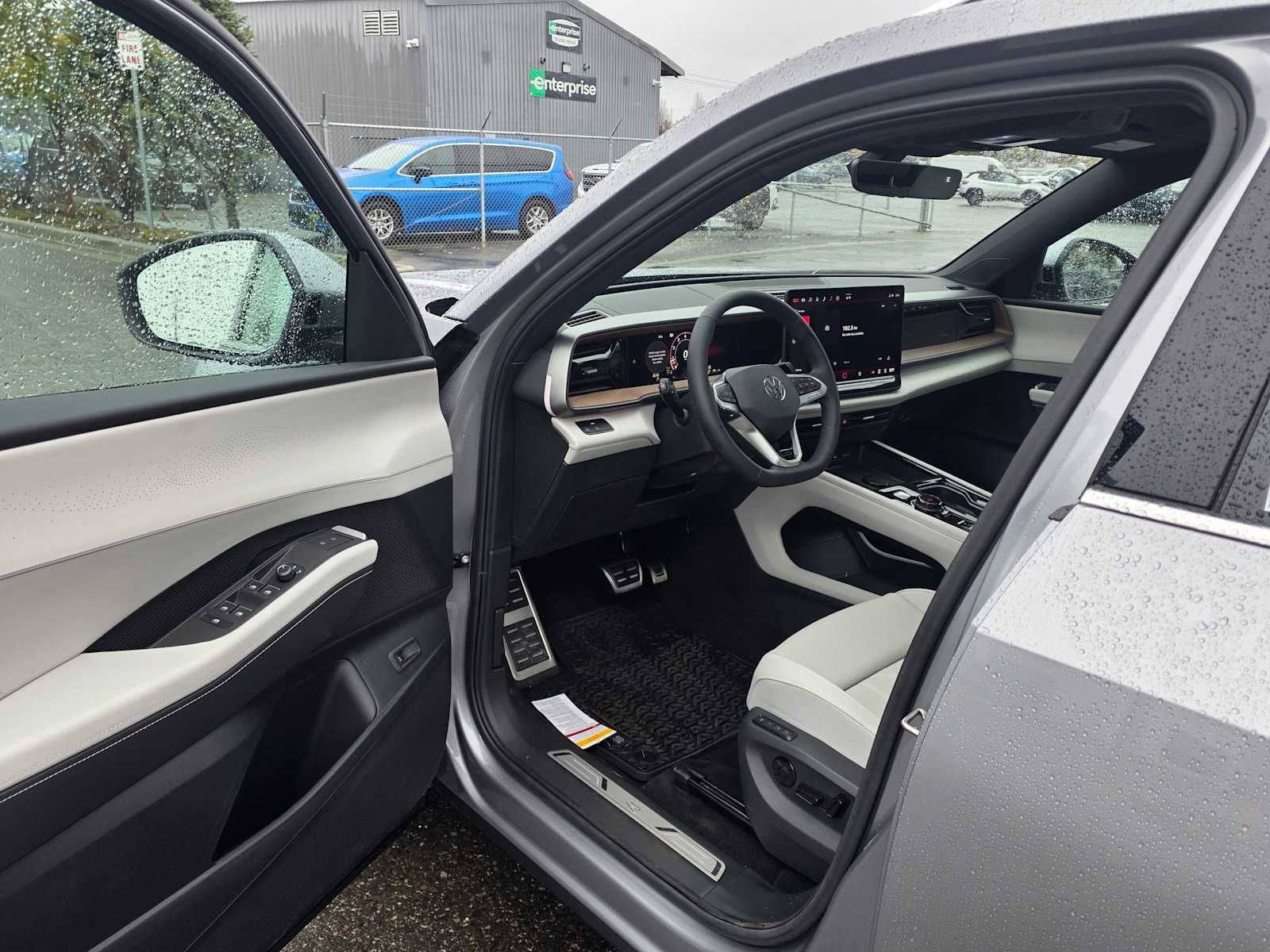 2027 Volkswagen Atlas 2.0T SEL