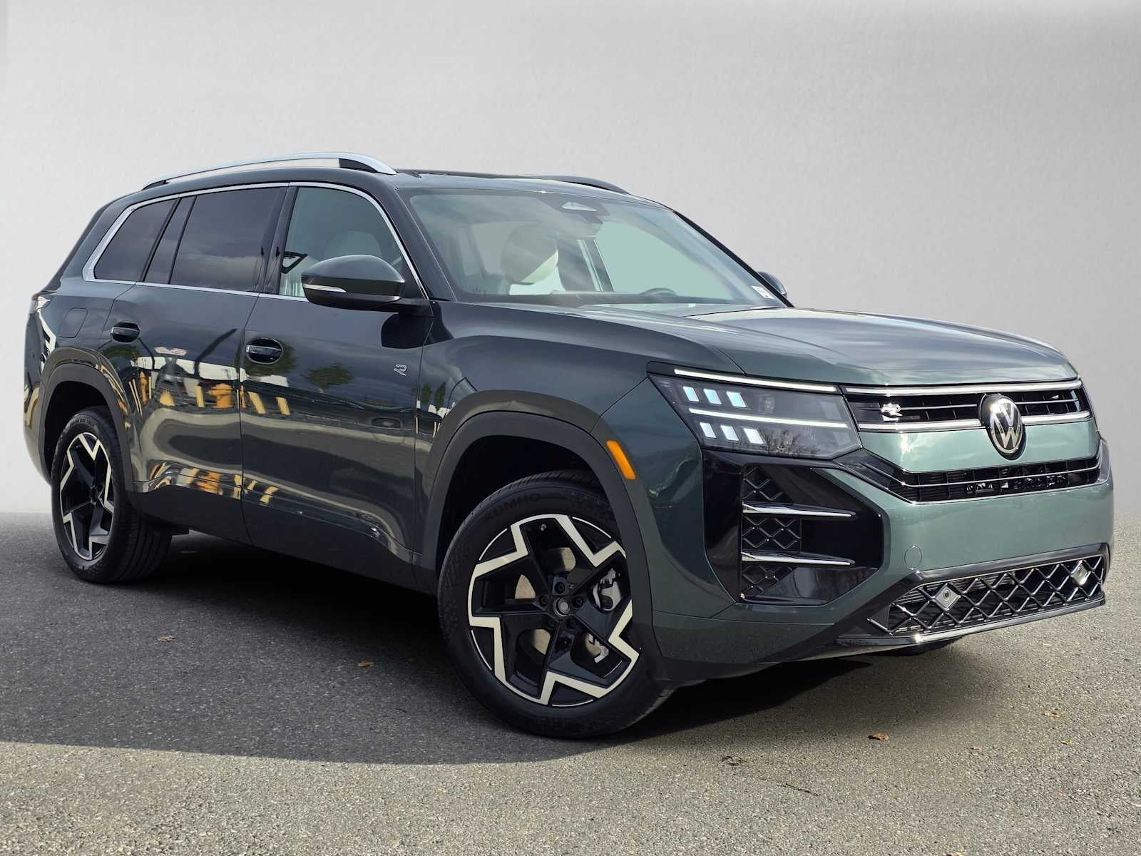 2027 Volkswagen Atlas 2.0T SEL