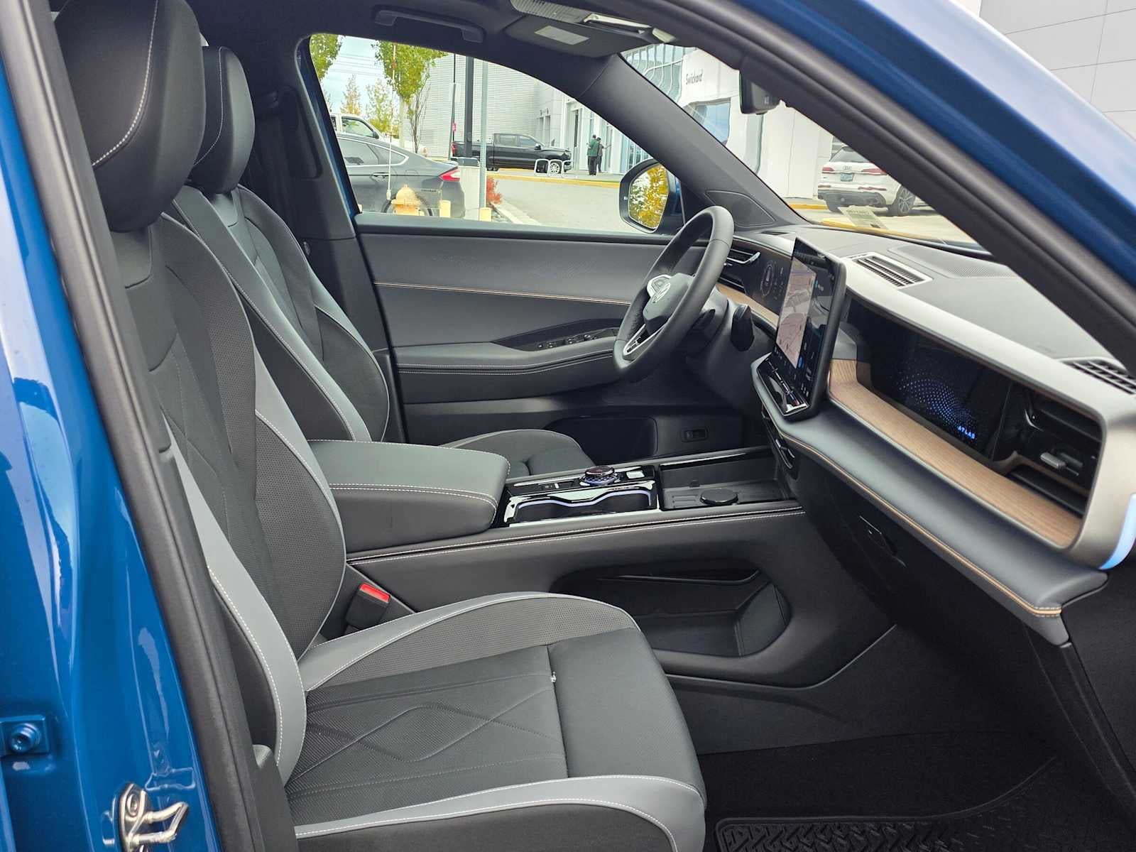 2027 Volkswagen Atlas 2.0T SEL