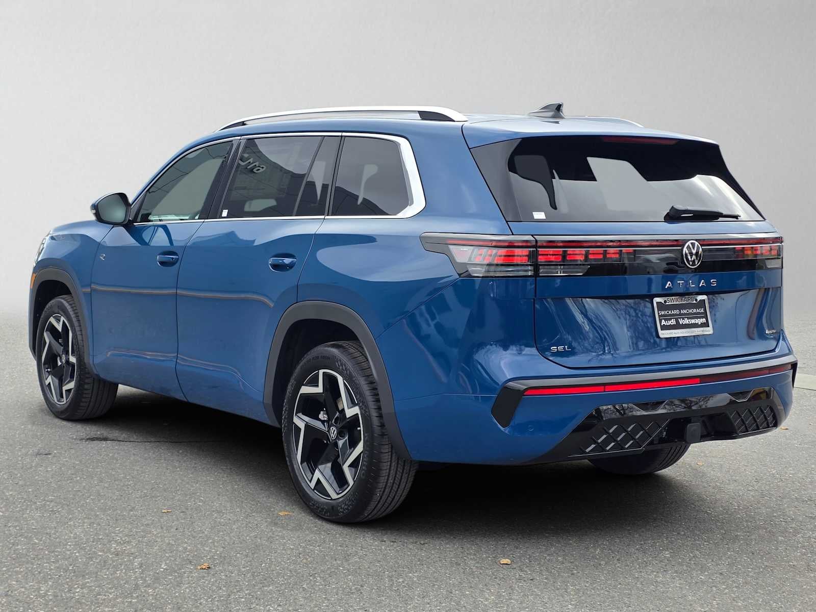 2027 Volkswagen Atlas 2.0T SEL