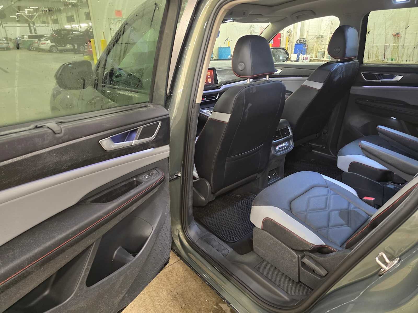 2026 Volkswagen Atlas 2.0T Peak Edition