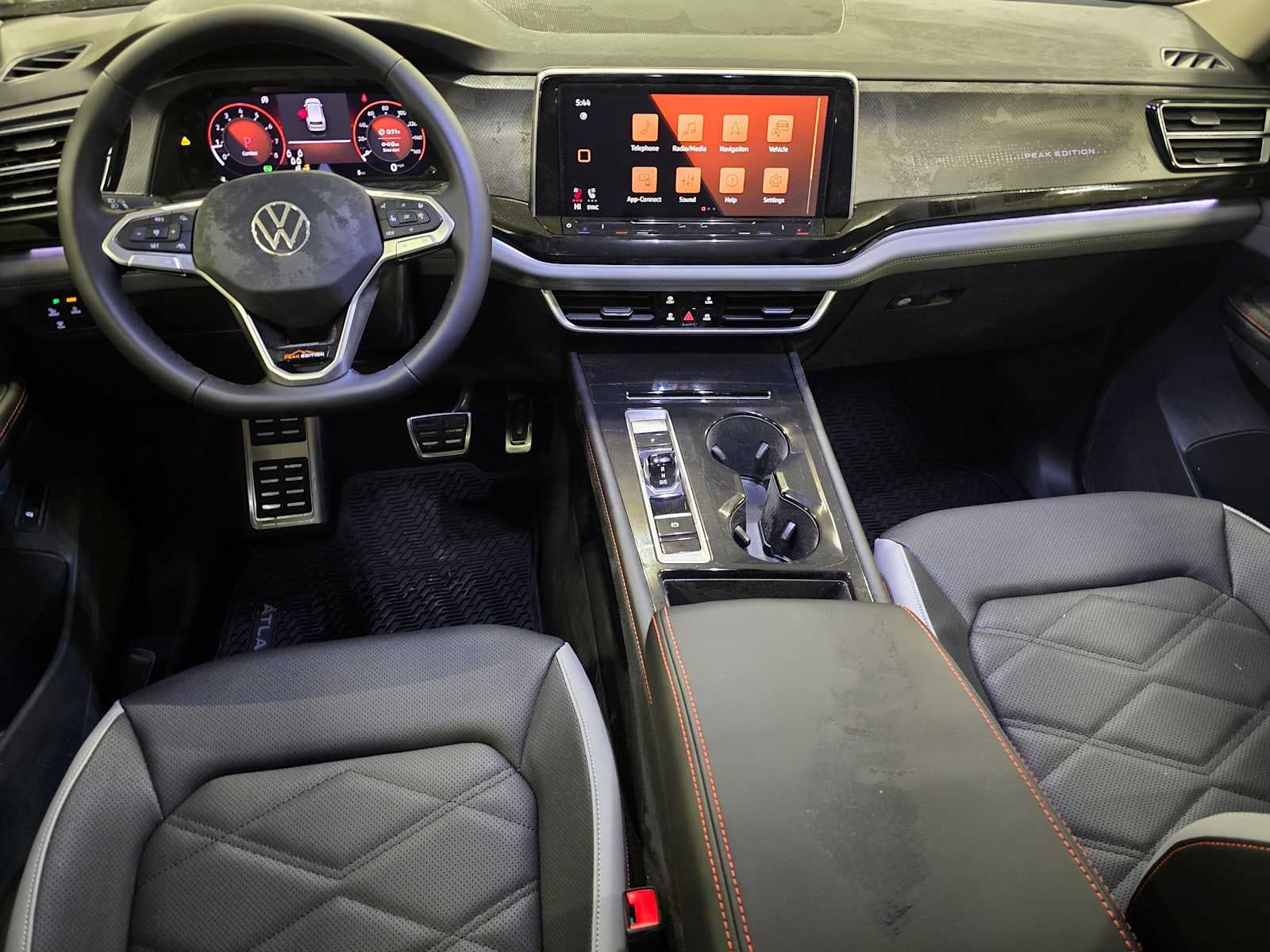 2026 Volkswagen Atlas 2.0T Peak Edition