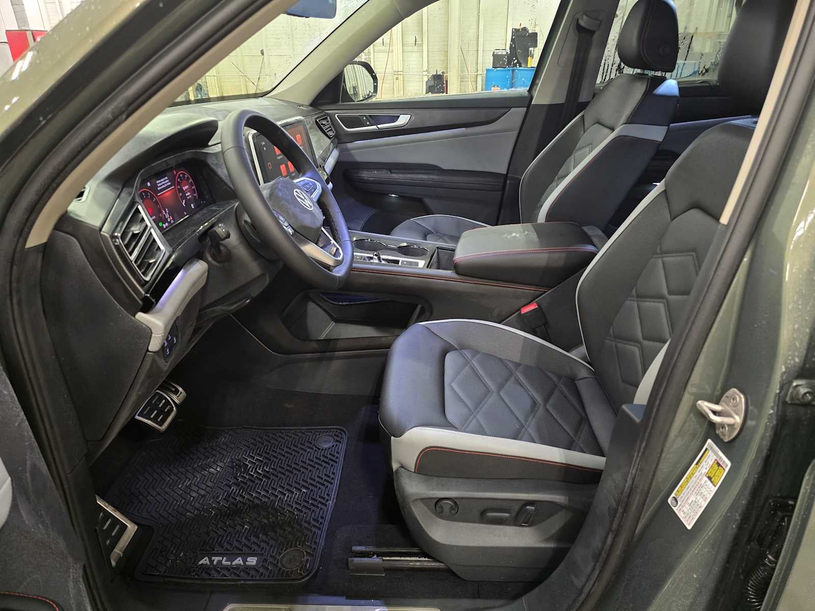 2026 Volkswagen Atlas 2.0T Peak Edition