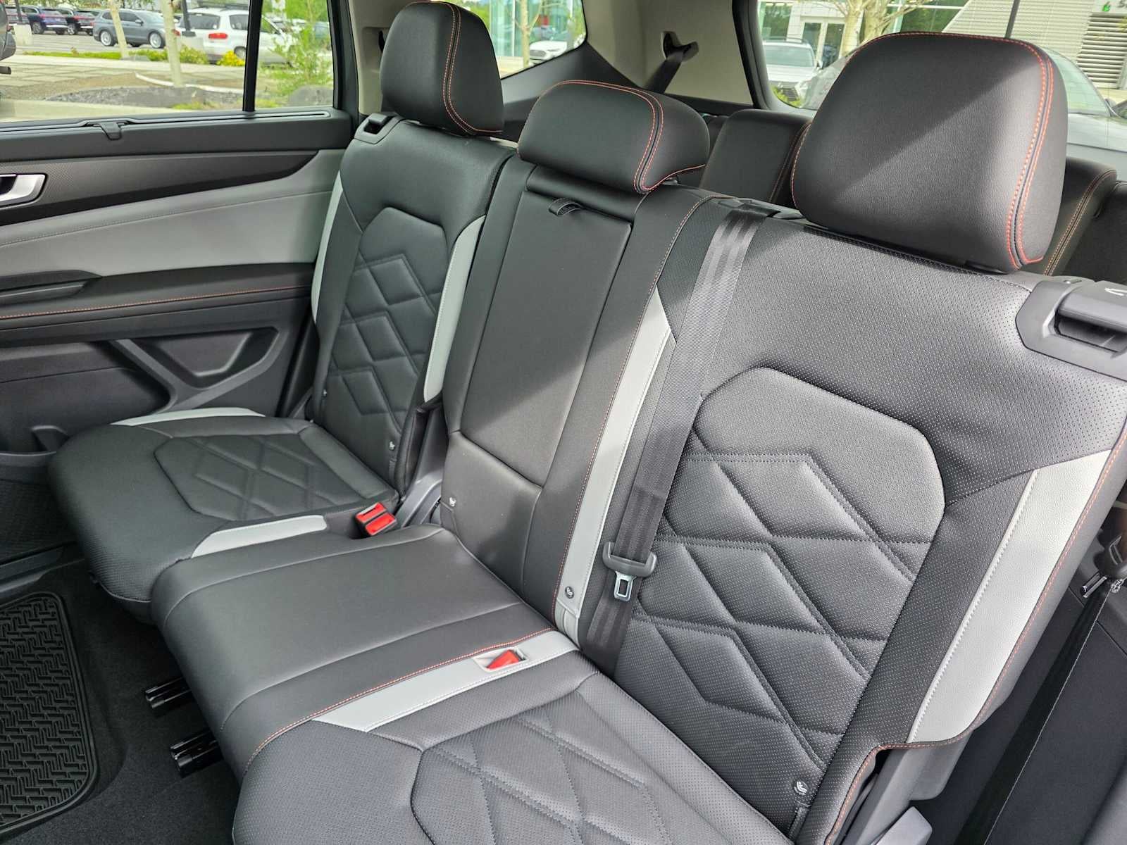 2026 Volkswagen Atlas 2.0T Peak Edition