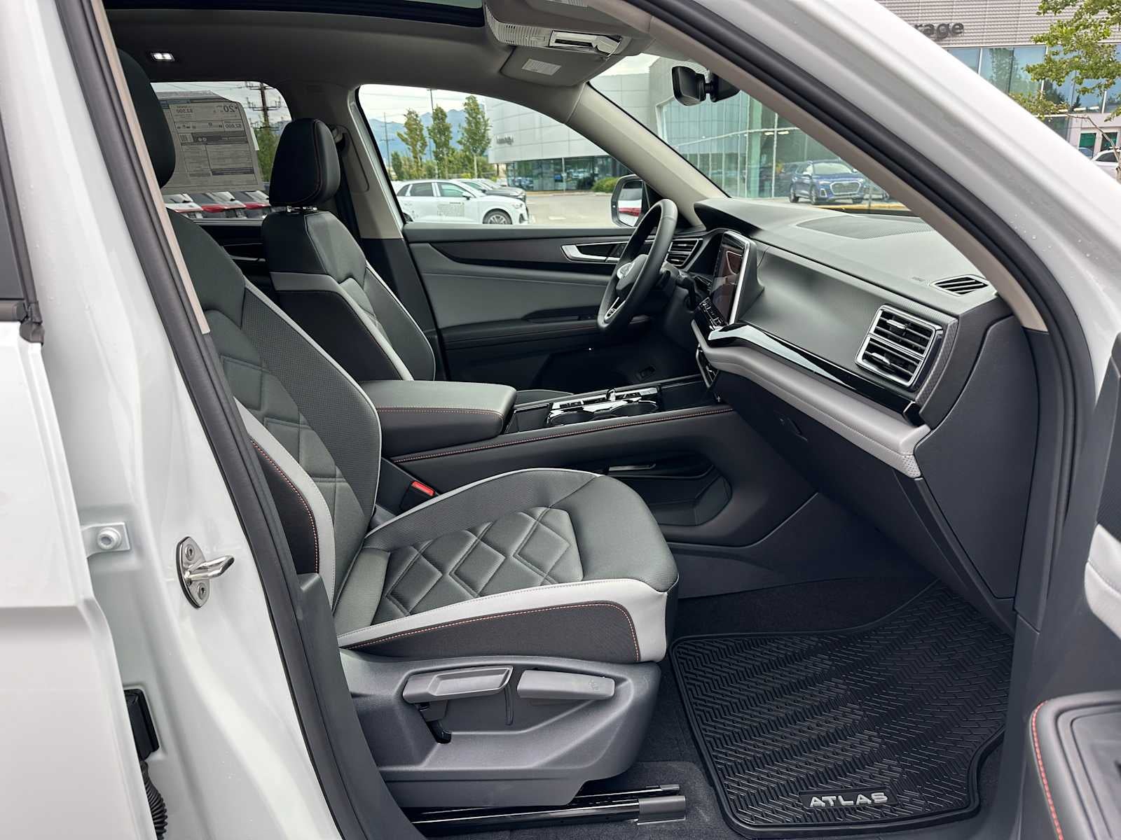 2025 Volkswagen Atlas 2.0T Peak Edition