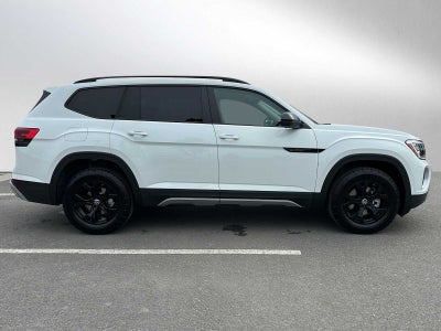 2025 Volkswagen Atlas 2.0T Peak Edition