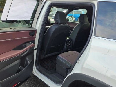 2027 Volkswagen Atlas 2.0T SEL
