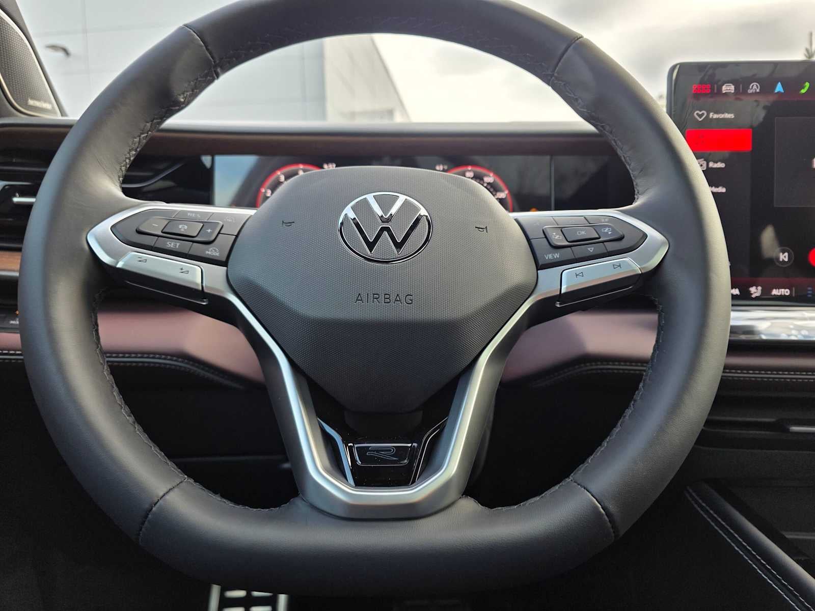 2027 Volkswagen Atlas 2.0T SEL