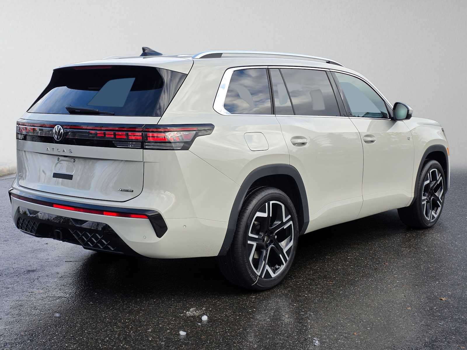 2027 Volkswagen Atlas 2.0T SEL